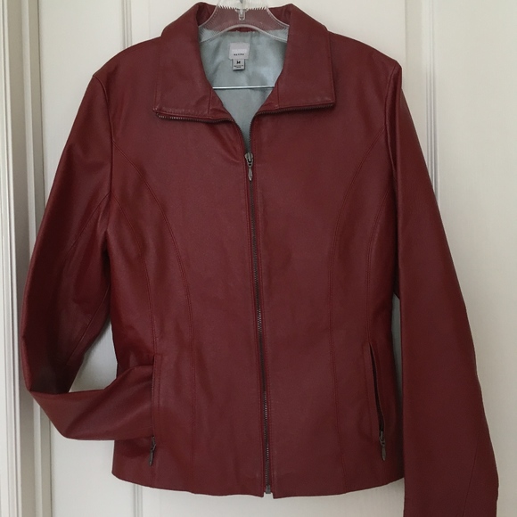 Gorgeous! WILSON LEATHER Women's Jacket, Medium - Picture 3 of 7